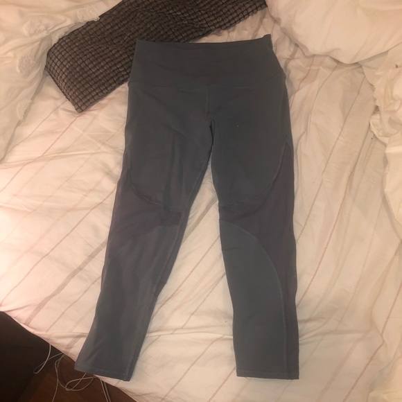 Alo cropped leggings - Picture 2 of 4